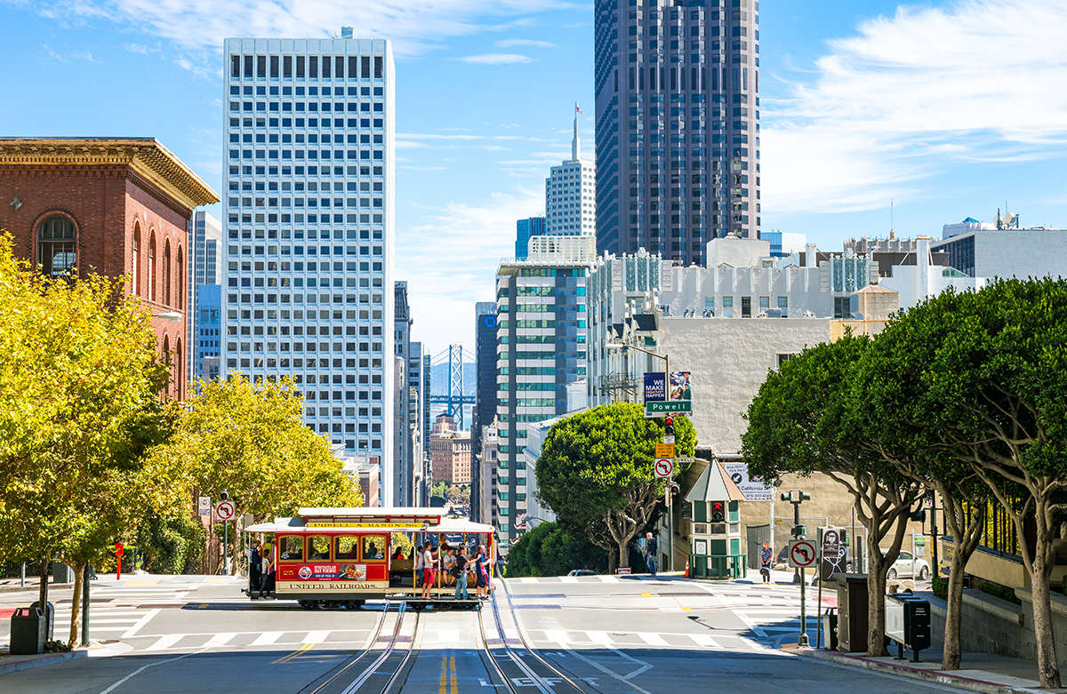 A San Francisco cable car